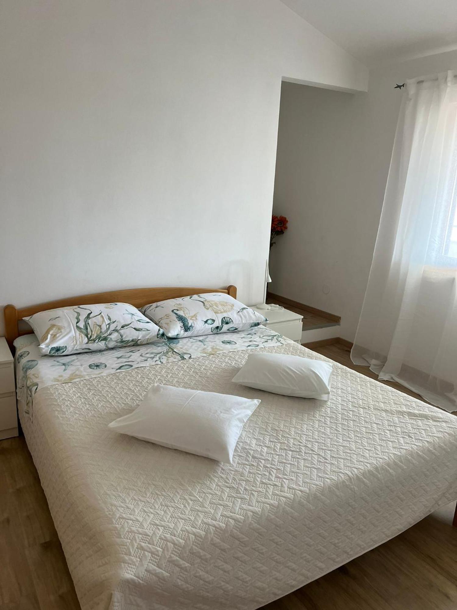 Apartments And Rooms Lorena 236 โรวีน ภายนอก รูปภาพ